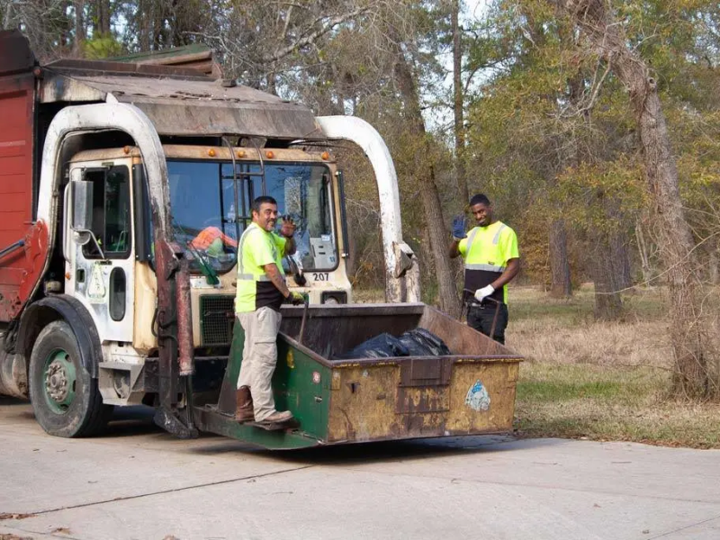 Trash Pickup Challenges in Bacliff Prompt Complaints and Company&nbsp;Response