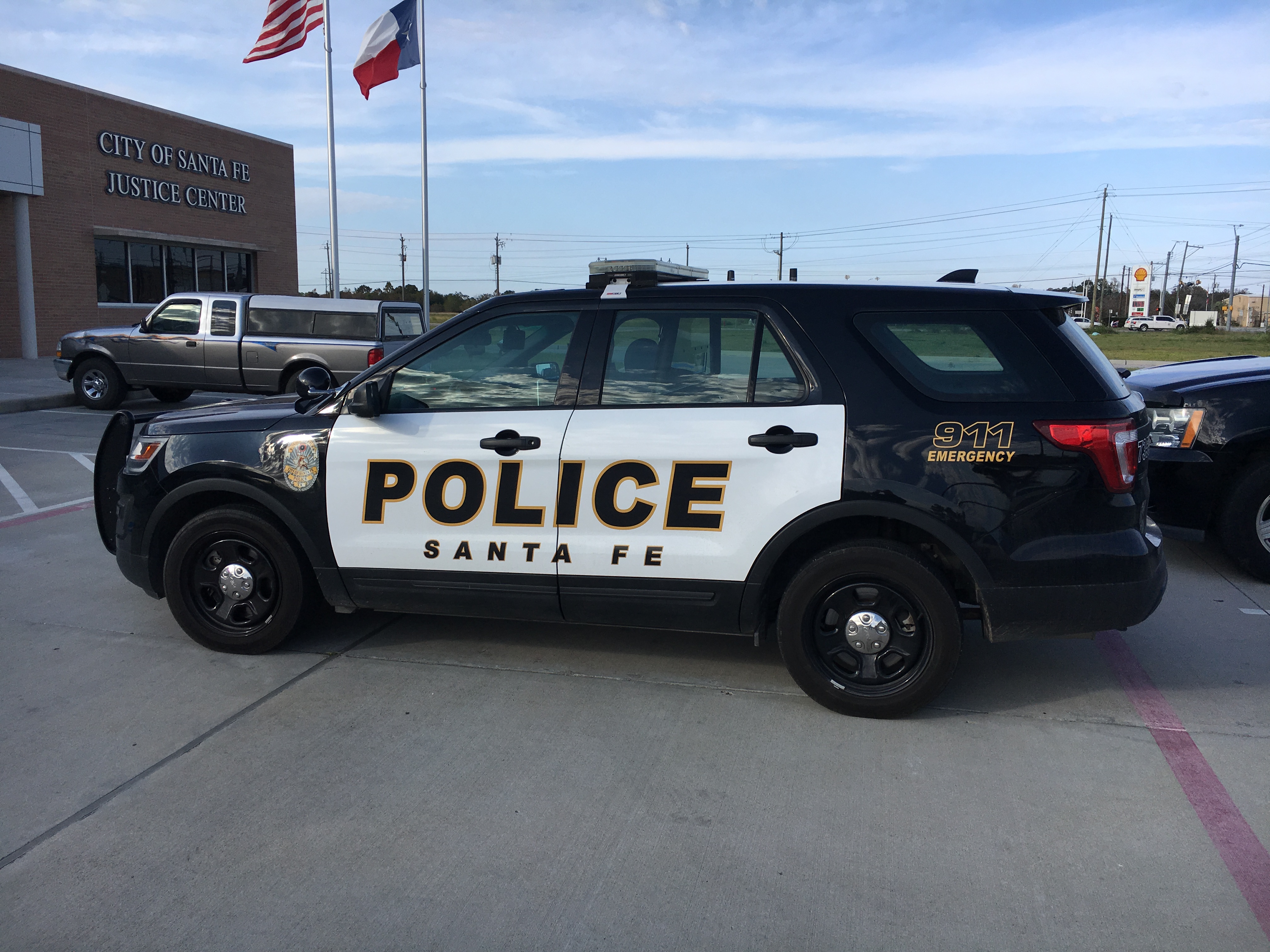Santa Fe Man Arrested After Theft at Local Café, Officer Injured During Arrest
