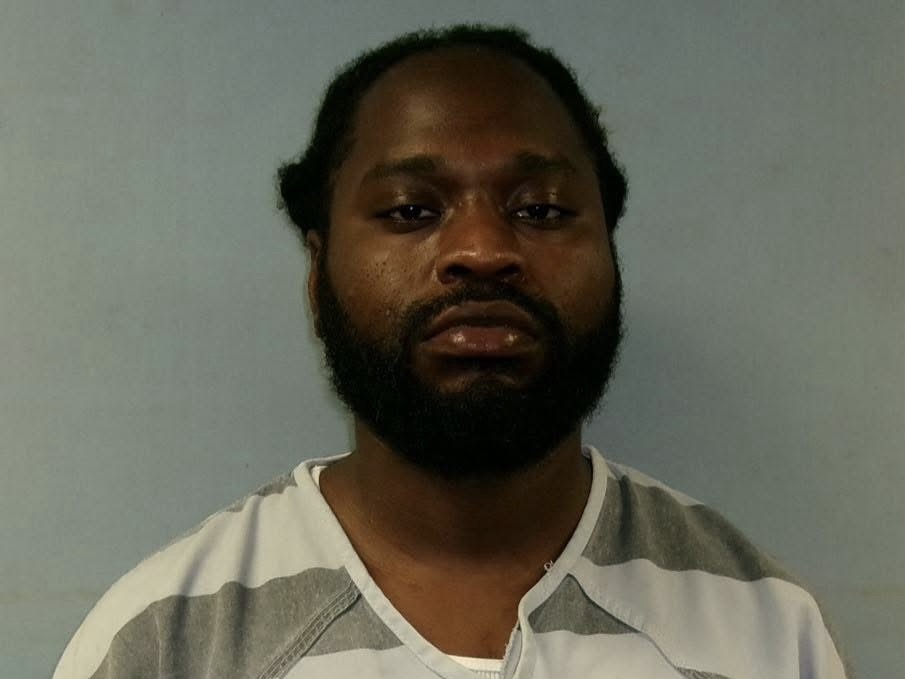 Houston Man Arrested in Friendswood Theft Case After Traffic Stop Investigation