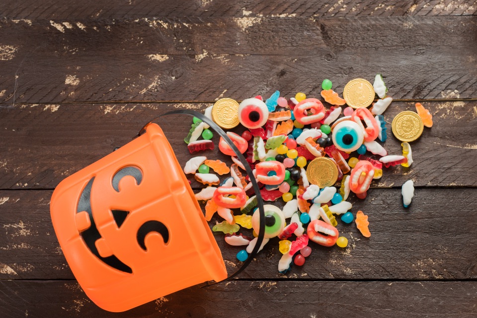Santa Fe Police Investigating Reports of Needles Found in Candy
