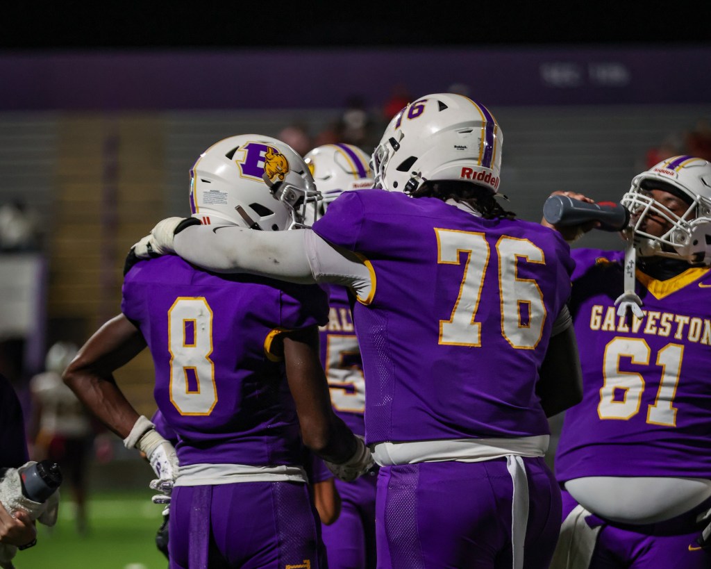 West Brook Dominates on Road, Tops Ball&nbsp;37-18