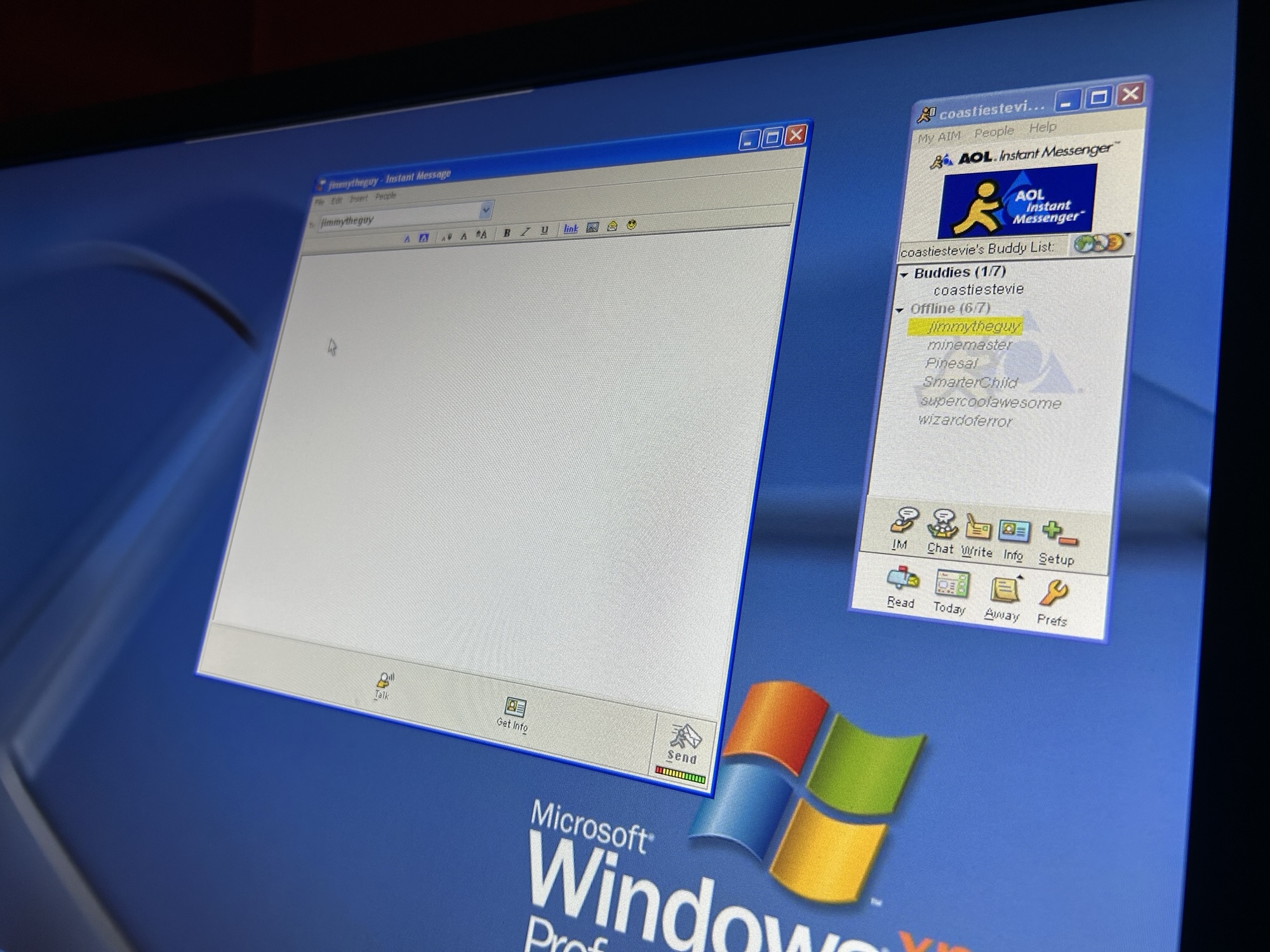 Revisiting AIM Messenger: Nostalgia and New Beginnings