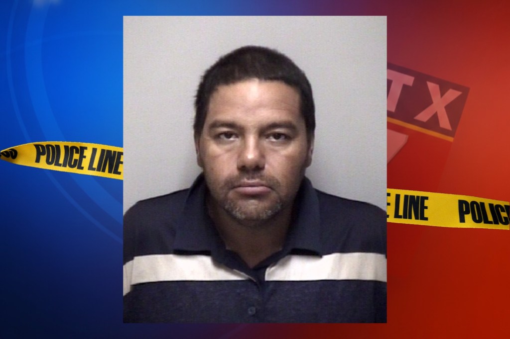 Man arrested after allegedly smashing register during Galveston robbery