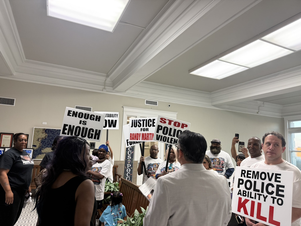 Galveston residents continue demanding justice after Martin death